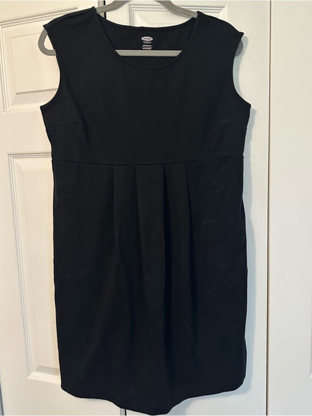 Old Navy Maternity Dress- Black Sleeveless Dress